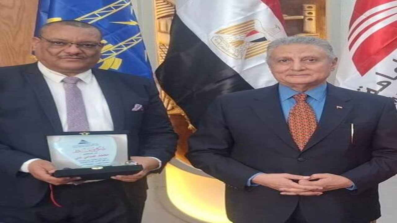 مكتبة مصر العامة بالأقصر تحصد المركز الأول على مستوى الجمهورية للعام الثاني على التوالي